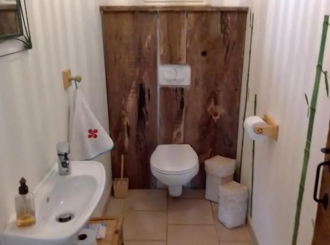 Lastalia לינה וארוחת בוקר