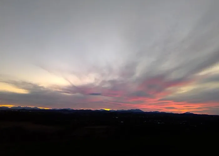 לינה וארוחת בוקר Lastalia *